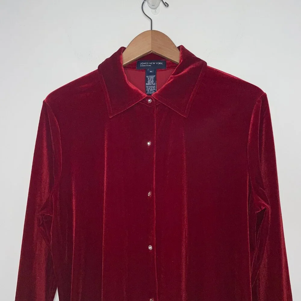 Jones New York Red Velvet Jeweled Rhinestones Buttons Shirt XL Holiday - Picture 6 of 15